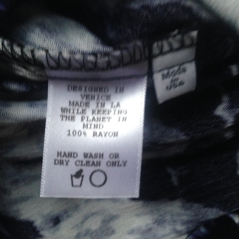 NWT Flynn Skye strapless tie dye Romper medium - Picture 4 of 4
